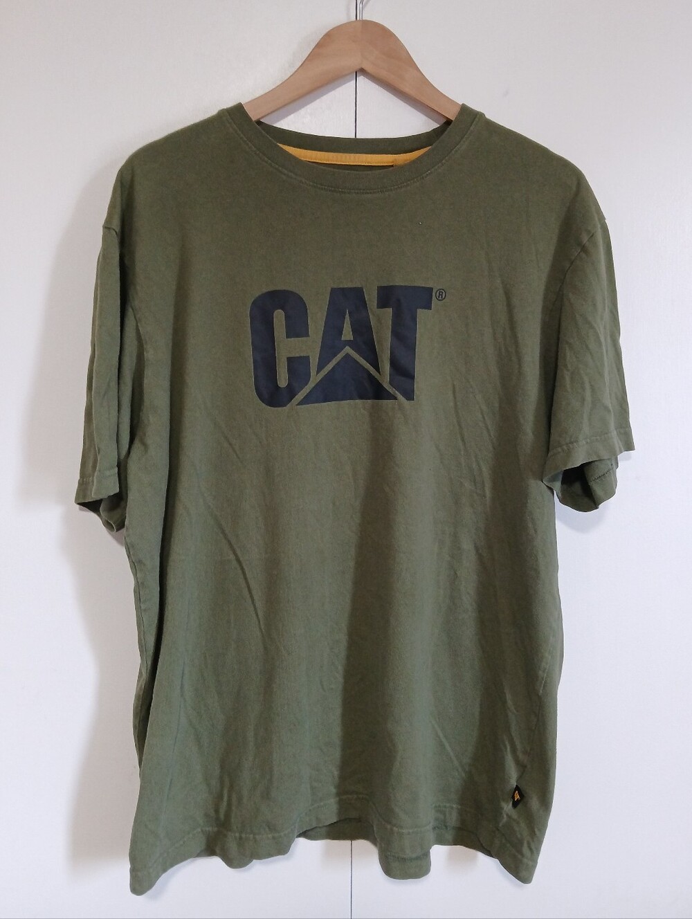 CAT Caterpillar Olive Military Green Trademark Logo Graphic Tee T-Shirt Large
